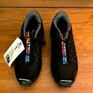 Salomon Speed Cross 3 Quick lace sneakers, Men size 7. Never worn, tags on.